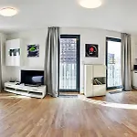 דירה Garden Towers