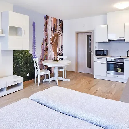 Garden Towers Apartment Prag