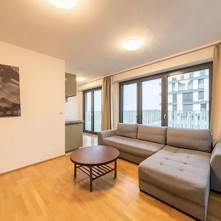 Garden Towers Apartman *